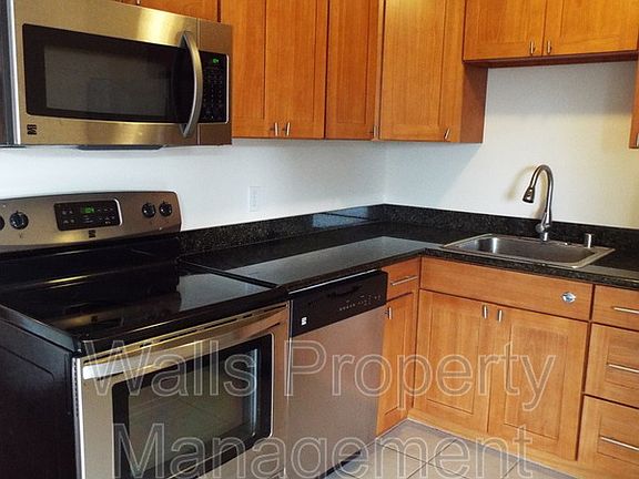 4th image of 4245 27th Ave W APT 6