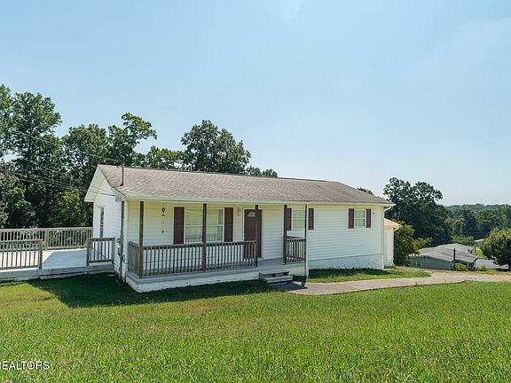 3rd image of 8718 Ventis Ln