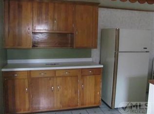 205 7th St, Calumet, MI 49913