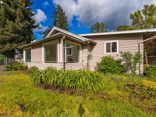 92263 Marcola Rd, Marcola, OR 97454