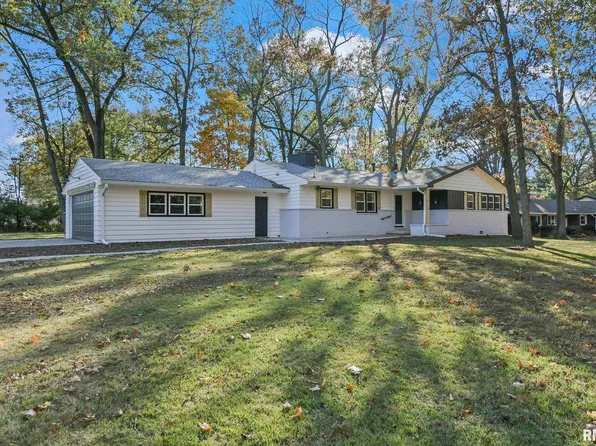 54 W Hazel Dell Ln, Springfield, IL 62703