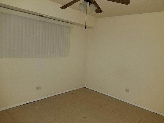 3rd image of 18405 Wentworth Ave