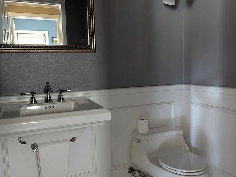2300 Rutland Pl — Photo 37