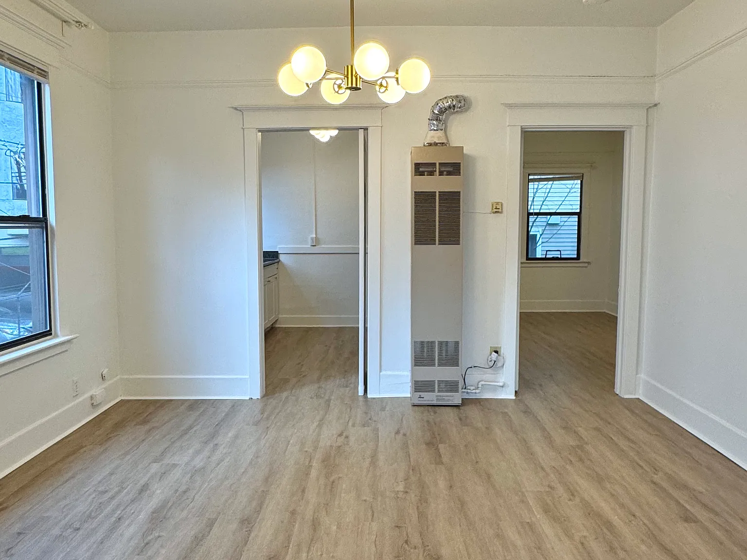 2 bed, 750 sqft, $2,500 — Photo 2