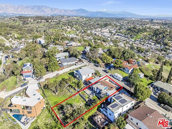 5th image of 3117 Amethyst St