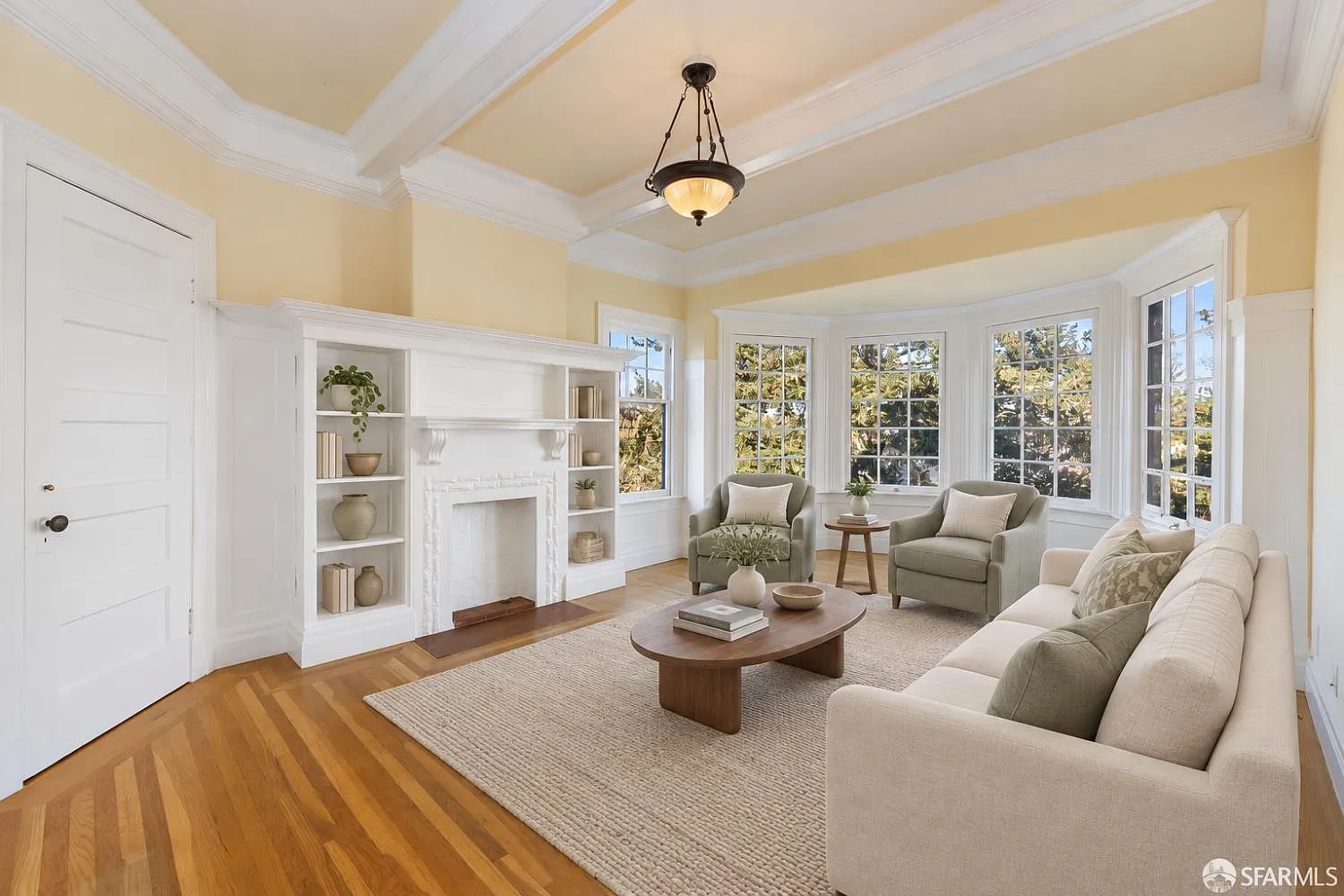 4 bed, 2.5 bath, 1775 sqft, $12,950 — Photo 1