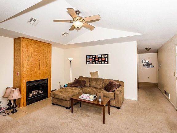 5th image of 517 W 13th St