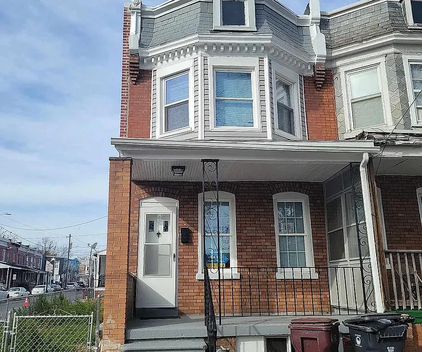 203 N Dupont St
