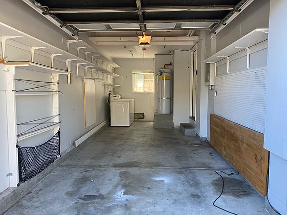 3rd image of 843 Woodhams Oaks Pl