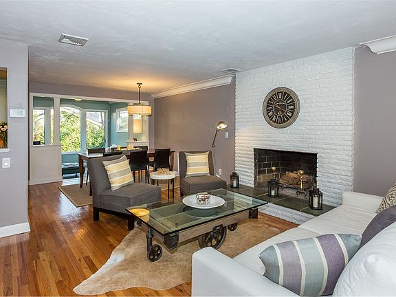 4th image of 227 Willow St