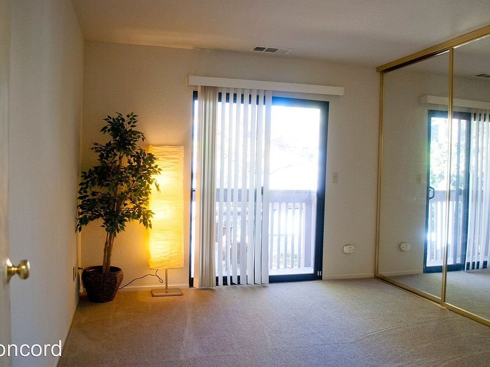 1st image of 1100 Victory Ln #15307566