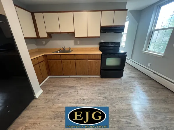 3 Bear Hill Rd, Hillsborough, NH