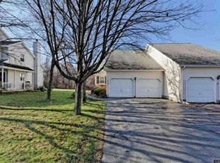 18 Brook St, Rensselaer, NY 12144
