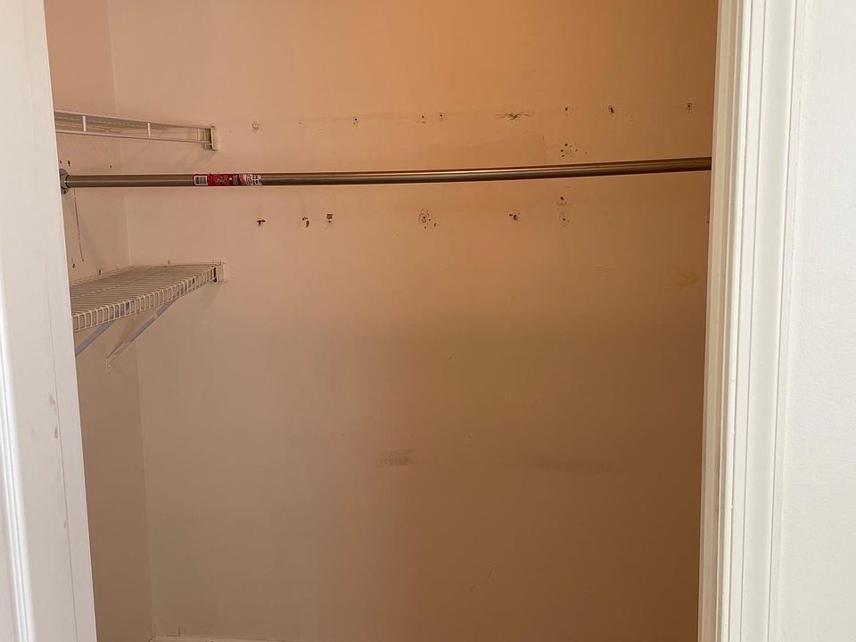 1st image of 260 Alverson Ave #B