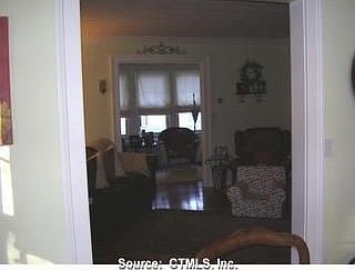 2nd image of 28 Shoreham Rd