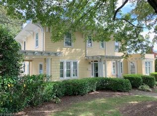 1010 N Main St, Mount Airy, NC 27030