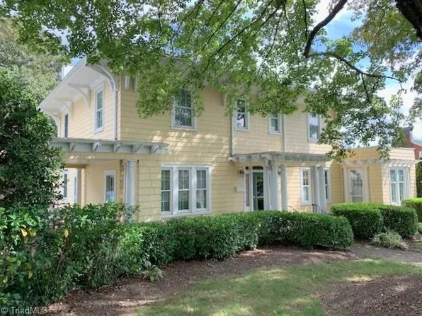 1010 N Main St, Mount Airy, NC 27030