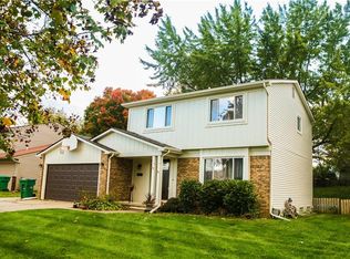 868 Devonshire Blvd, Brighton, MI