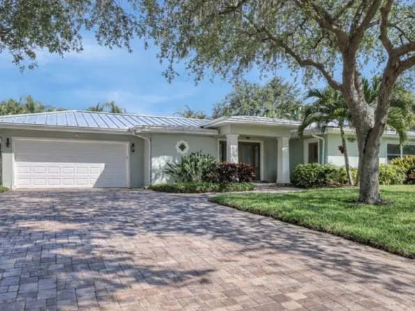 113 Harbor View Ln, Belleair Bluffs, FL 33770