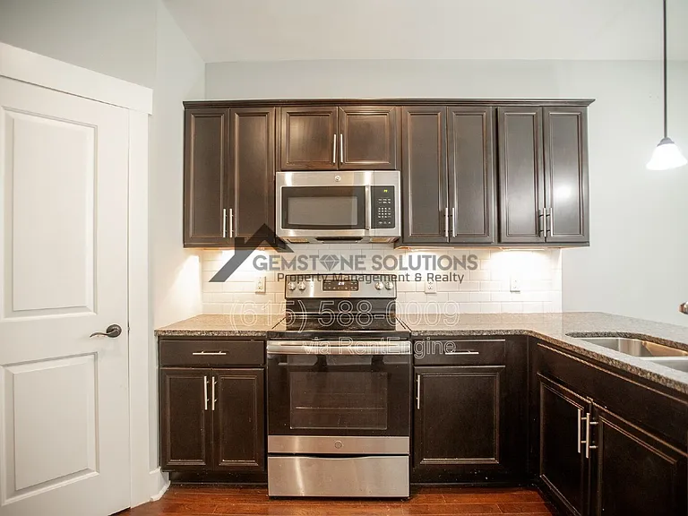 1041 Honey Bush Cir — Photo 13