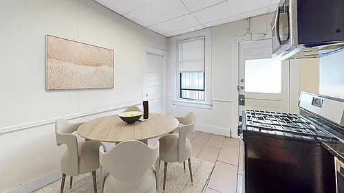 882 Huntington Ave #3 Photo 1
