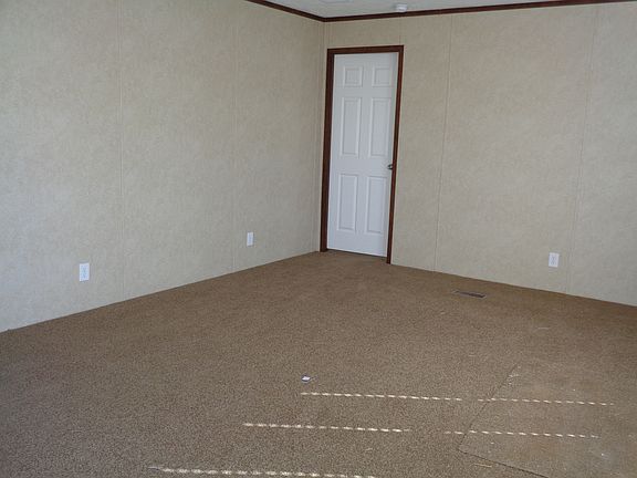 4th image of 1429 Revolution Dr