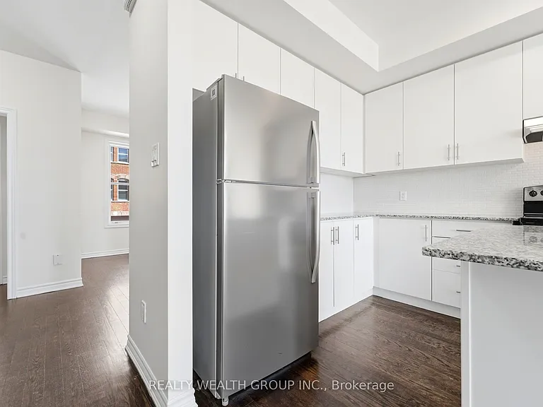 7 City Park Cir — Photo 12
