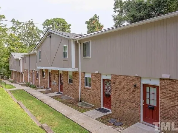 205 Sunrise Ln, Chapel Hill, NC 27516