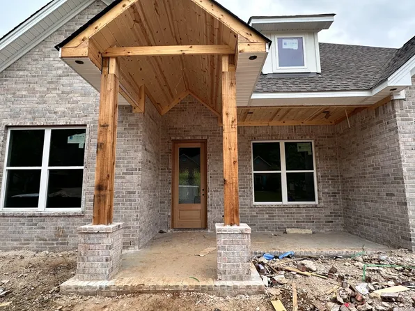 8008 N Shoreline Blvd, Benton, AR 72019