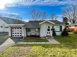 228 Torrance Ave, Vestal, NY 13850