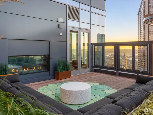 800 Columbia Street #1110, Seattle, WA 98104