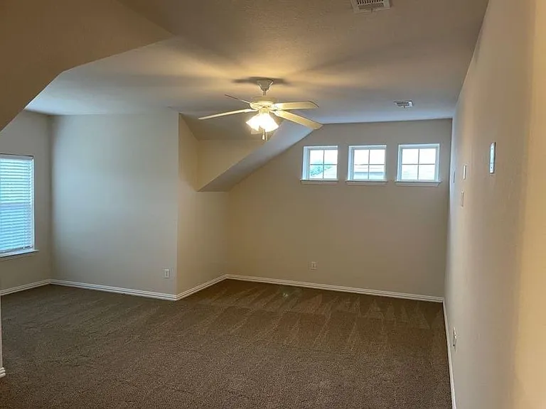 9845 McFarring Dr — Photo 17