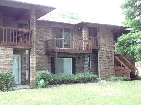 19409 Oakwood Ave, Country Club Hills, IL 60478