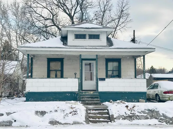 914 W Calvert St, South Bend, IN 46613