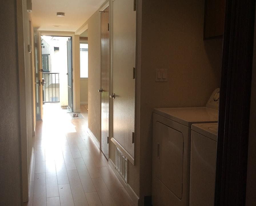 1st image of 1031 Clyde Ave APT 1204