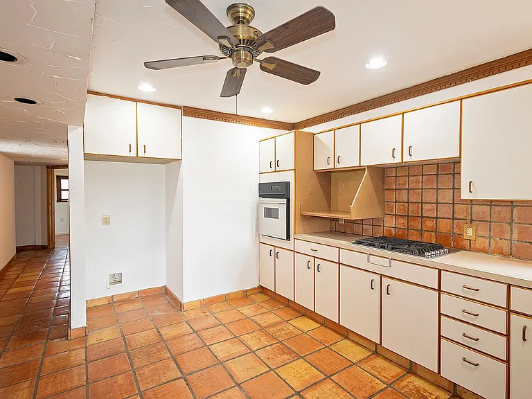 6033 Rio Vista Ave — Photo 3