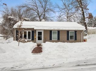 139 Virginia Ave, Lowell, MA 01852