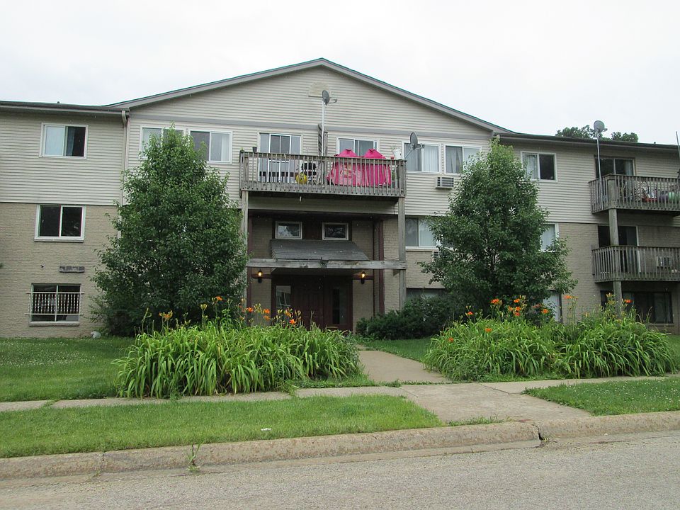 1st image of 555 Deepwoods Dr APT 3E