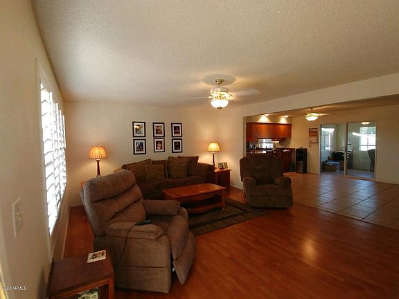 3rd image of 4458 E Delta Ave