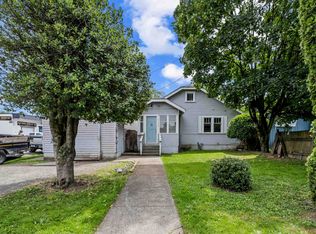 45948 Chesterfield Ave, Chilliwack, BC V2P1M4