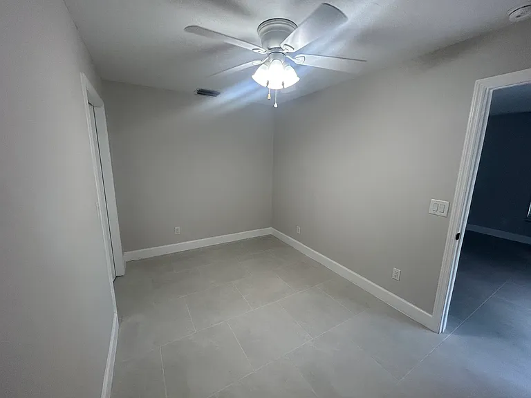 Sea Crest Dr — Photo 5