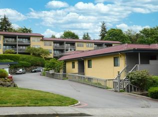11642 100th Ave NE APT 305, Kirkland, WA 98034