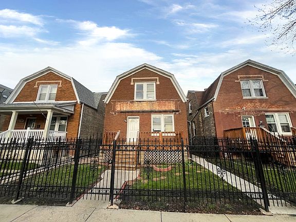 2nd image of 913 N Kedvale Ave