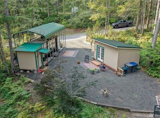 421 N Duckabush Dr W, Hoodsport, WA 98548