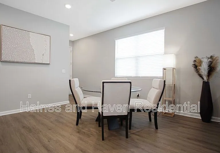 832 Blue Creek Dr — Photo 11