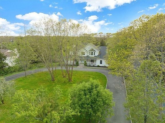 2nd image of 2655 Rocky Point Rd