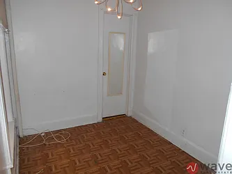 Rented by Wave Real Estate Group