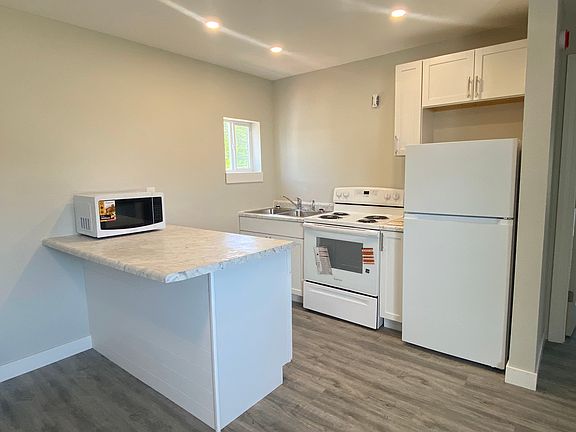 5th image of 710 2nd Ave N #2