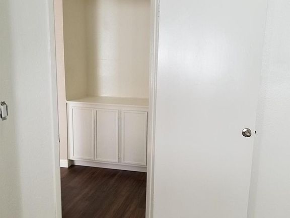 5th image of 13709 Chadron Ave APT 11