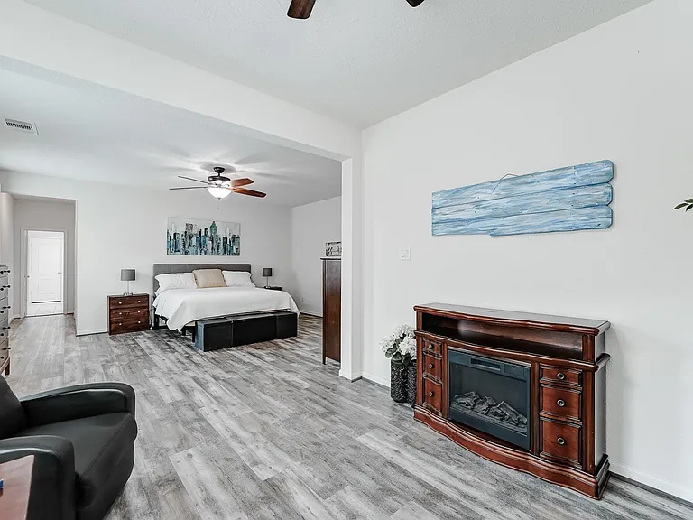 1502 Wheatley Hill Ln — Photo 15